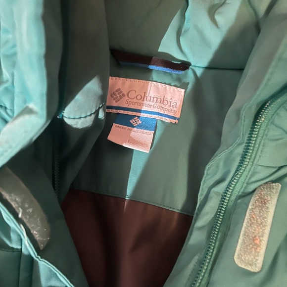 Columbia Aqua Jacket with Faux Fur Trim - Picture 2 of 5